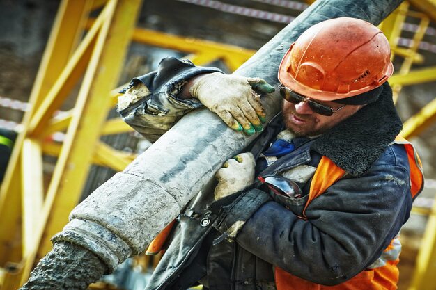 Construction labour supplied to multiple projects
